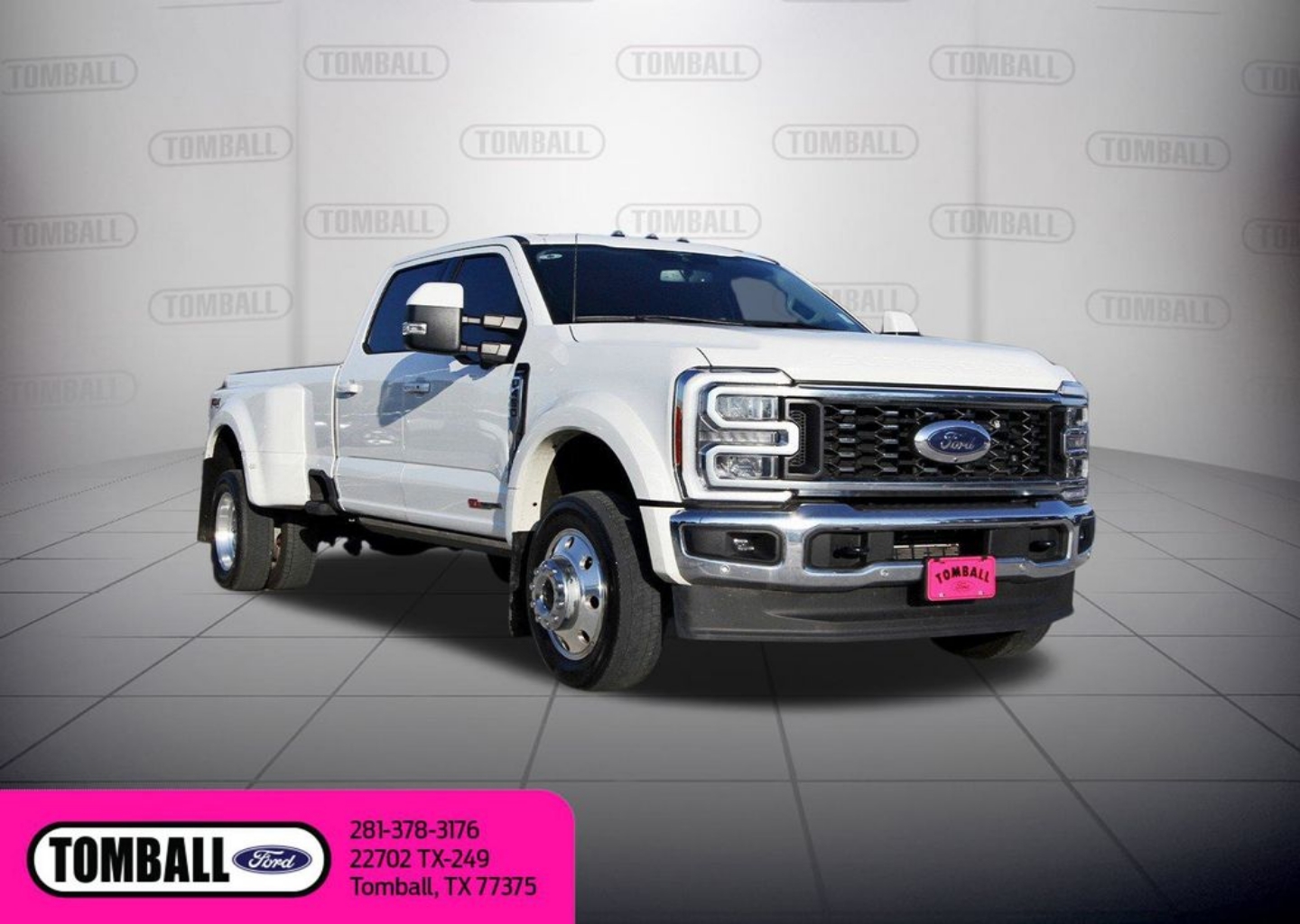 2023 Ford F-450 Super Duty Lariat's photo
