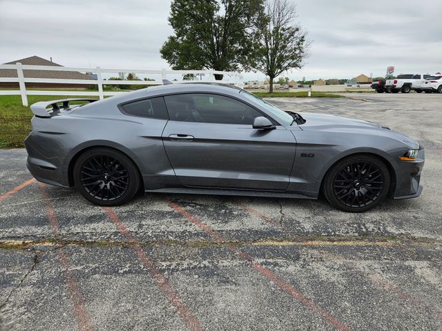 2021 Ford Mustang GT Premium photo 4