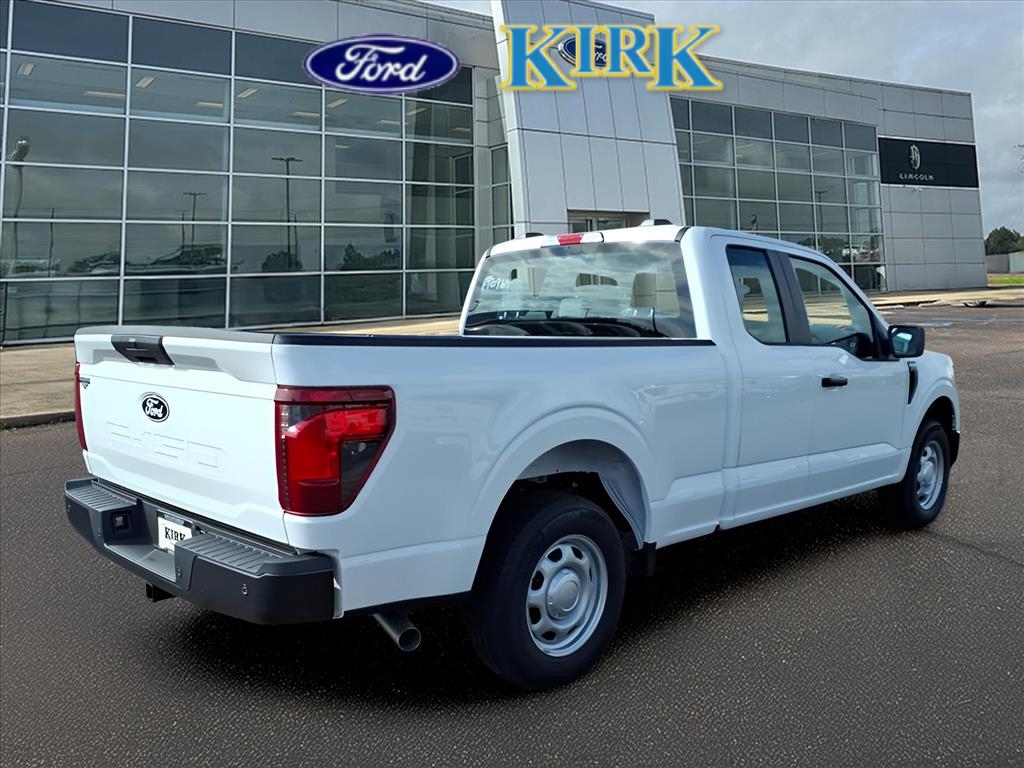 2025 Ford F-150 XL photo 4