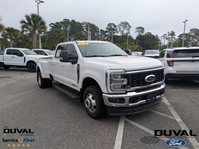 2025 Ford F-350SD LARIAT