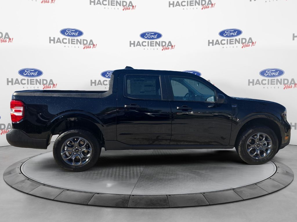 2025 Ford Maverick XLT photo 3