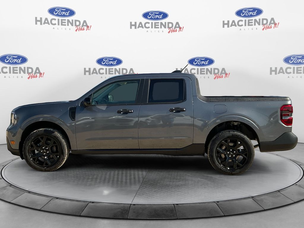 2025 Ford Maverick XLT photo 2
