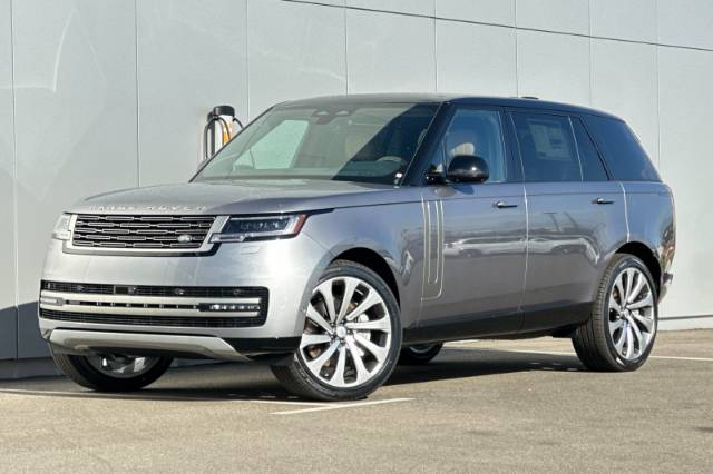 2025 Land Rover Range Rover SE