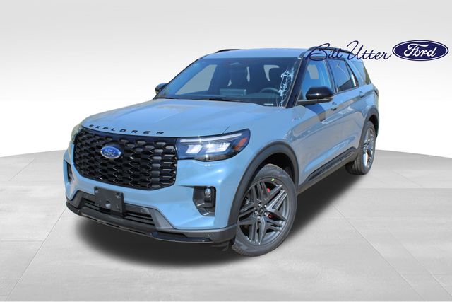 2025 Ford Explorer ST-Line photo 2