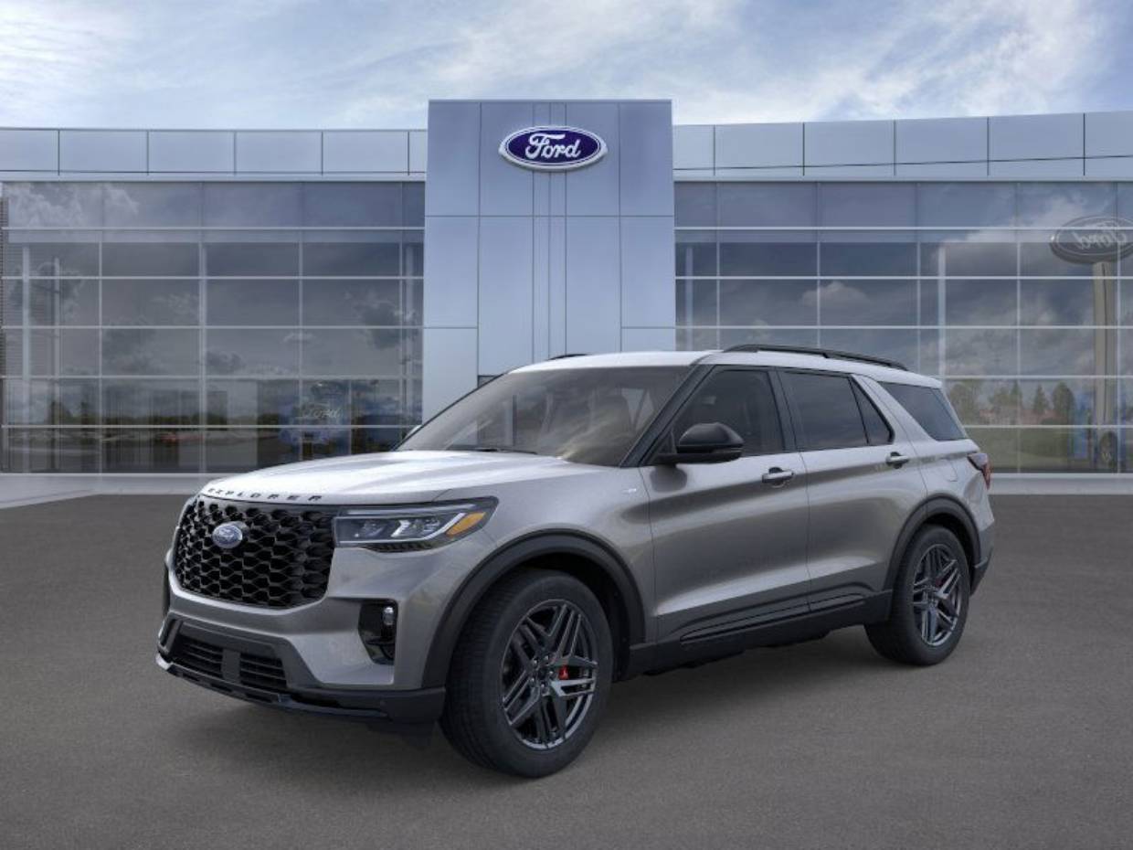 2025 Ford Explorer ST-LINE's photo