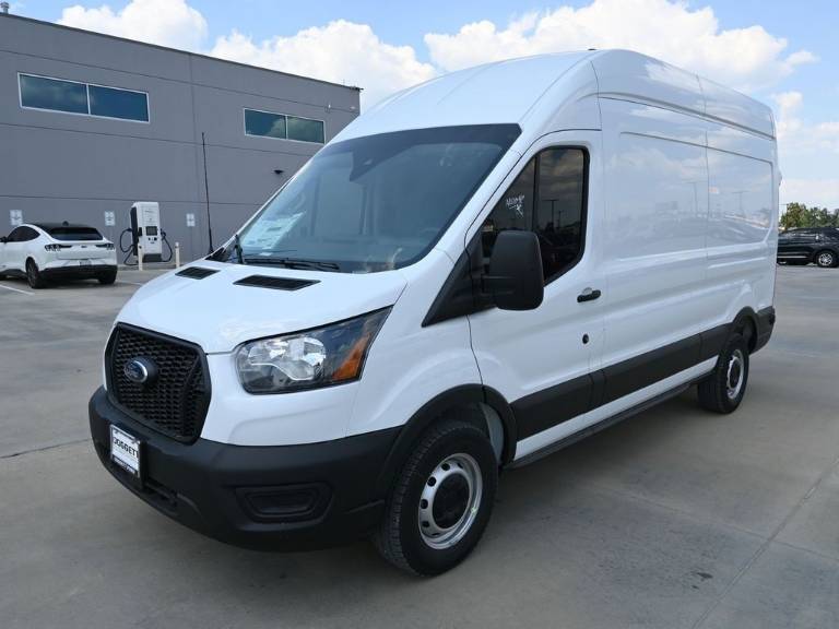 2025 Ford Transit Cargo Van Base