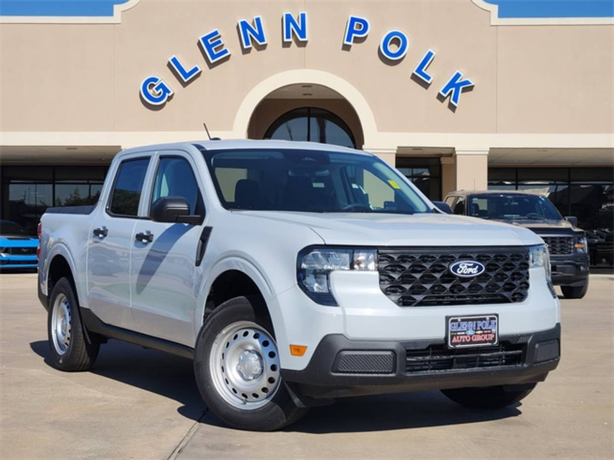 2025 Ford Maverick XL's photo