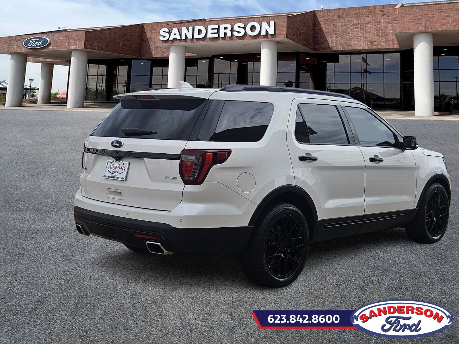 2016 Ford Explorer Sport photo 2