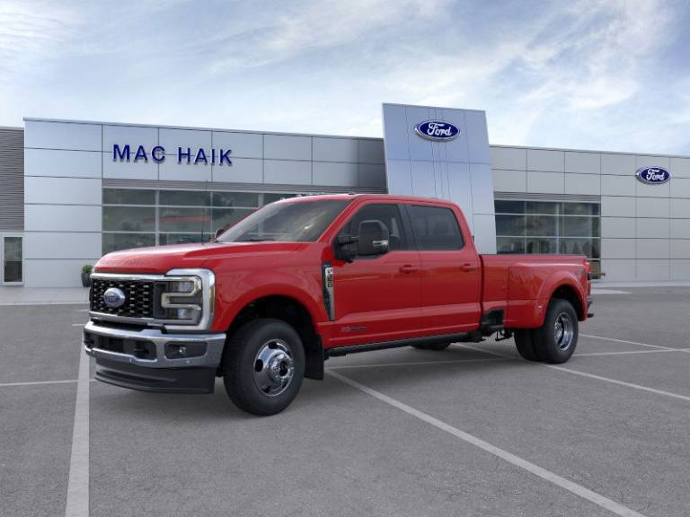 2026 Ford Super Duty F-350 DRW LARIAT