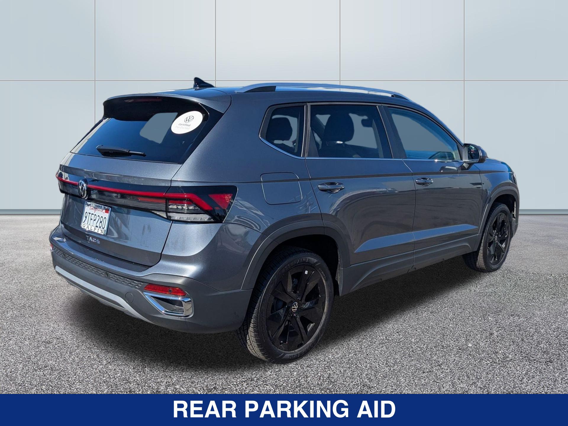 2025 Volkswagen Taos SE photo 2