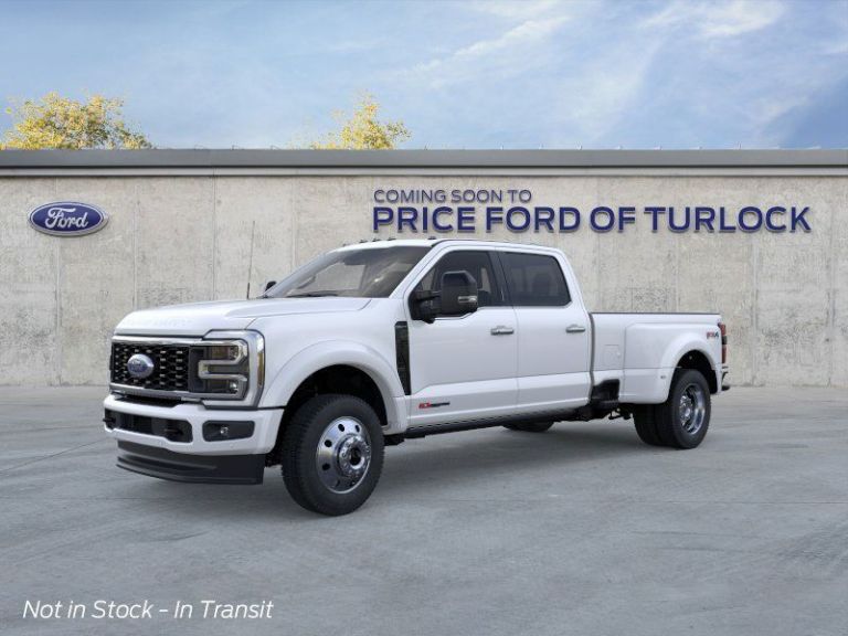 2026 Ford Super Duty F-450 DRW Platinum