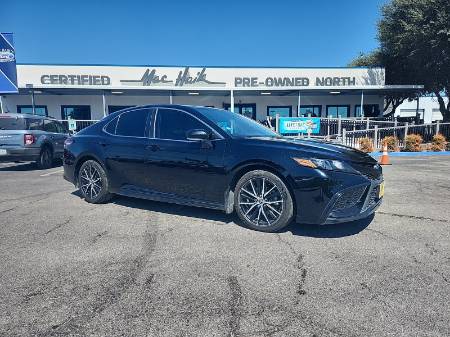 2022 Toyota Camry SE