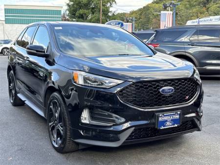 2022 Ford Edge ST