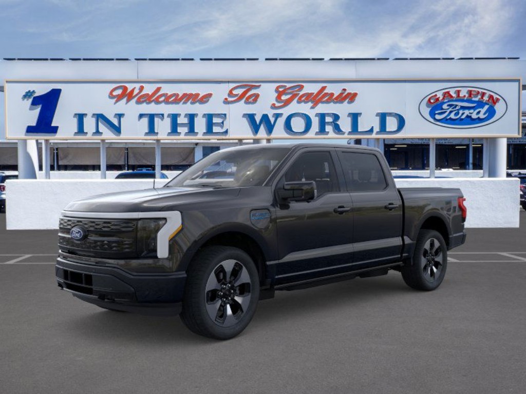 2025 Ford F-150 Lightning Platinum