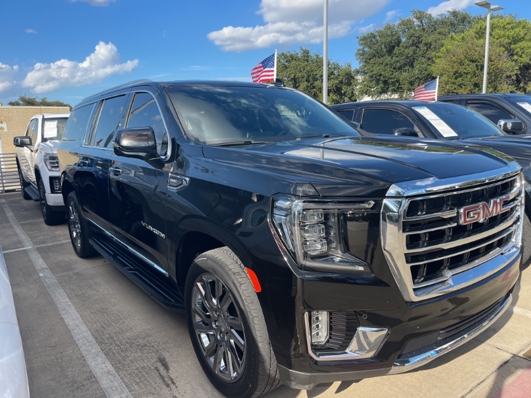 2021 GMC Yukon XL SLT