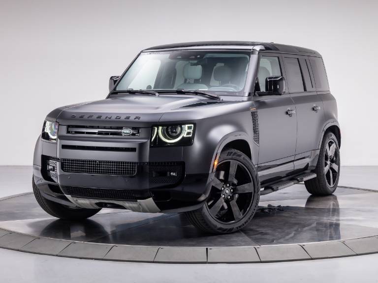 2025 Land Rover Defender 110 P525 V8