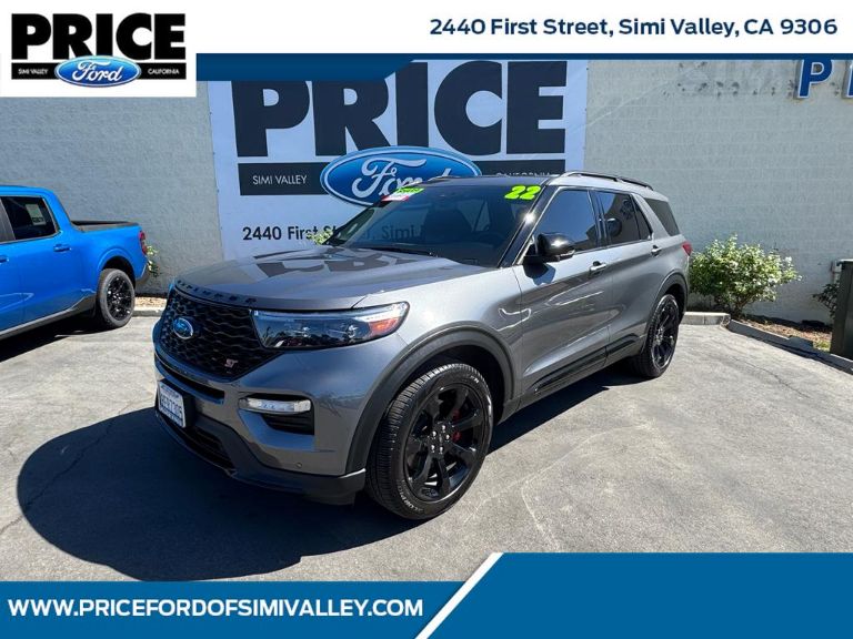 2022 Ford Explorer ST