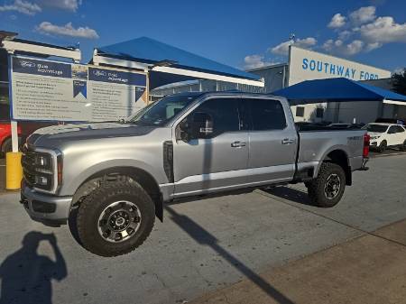 2024 Ford Super Duty F-250 SRW LARIAT