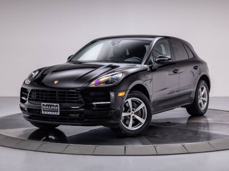 2021 Porsche Macan Base