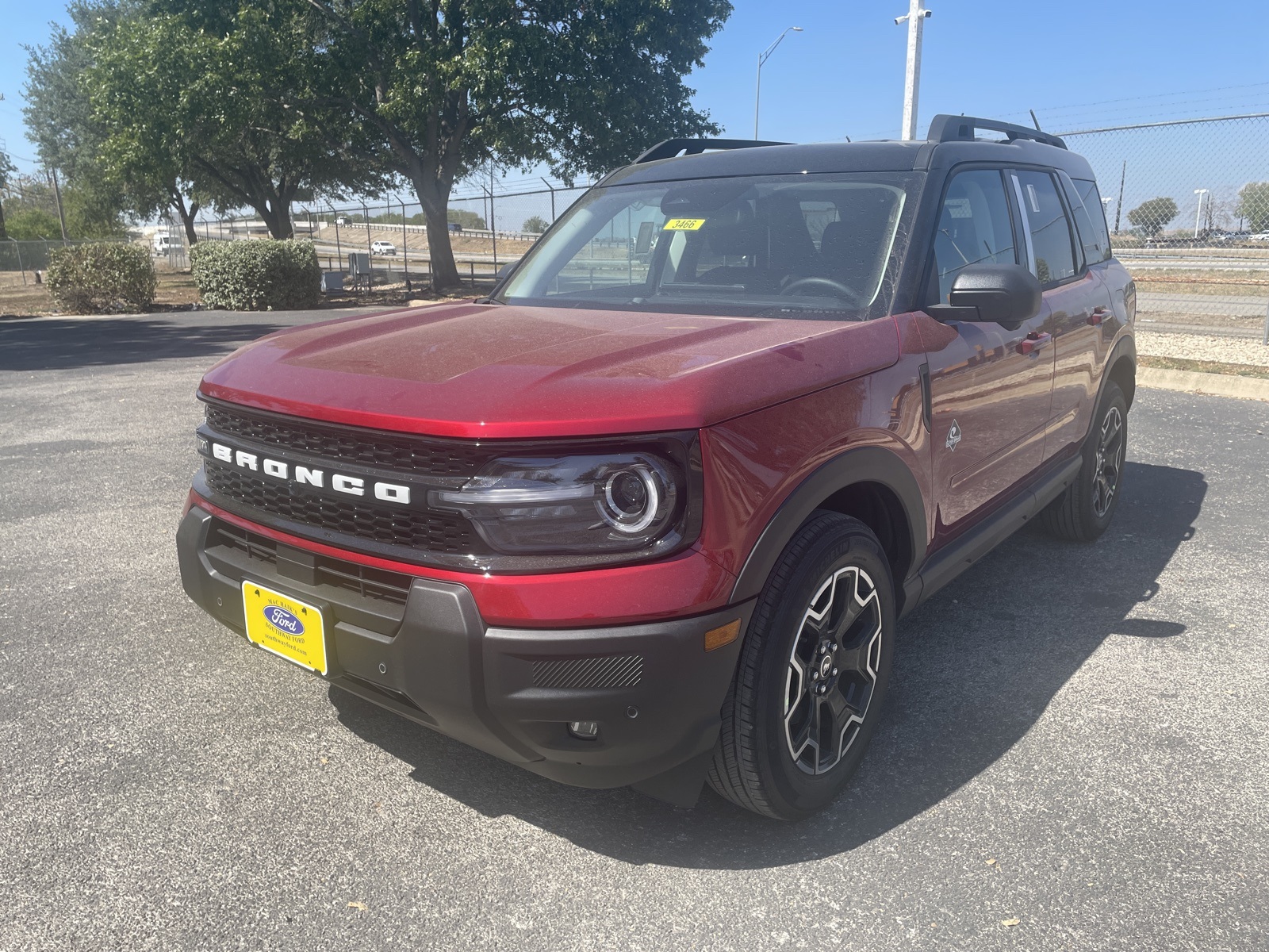 2025 Ford Bronco Sport Outer Banks's photo