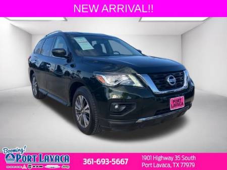 2018 Nissan Pathfinder SV