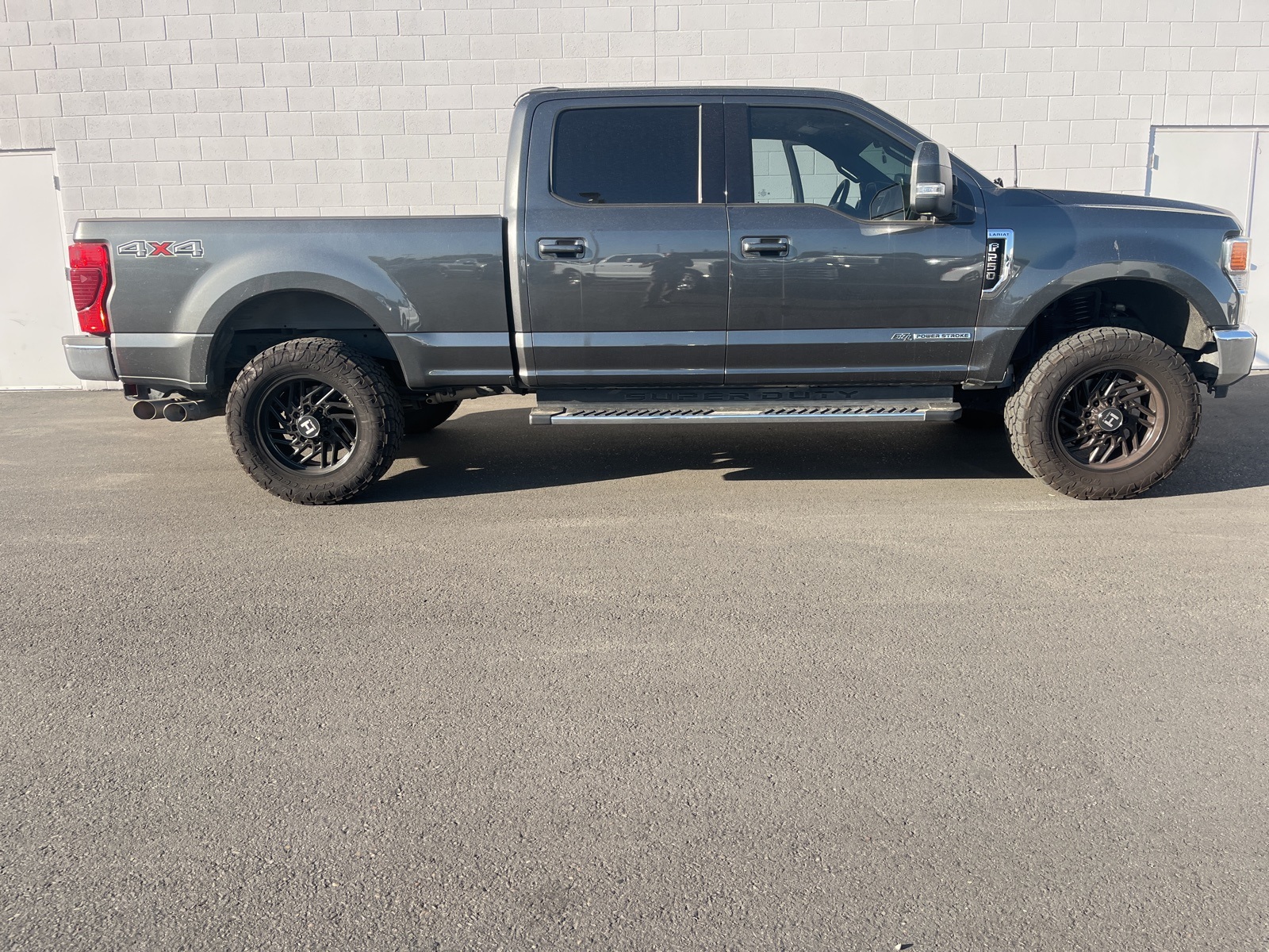 2020 Ford F-250SD LARIAT