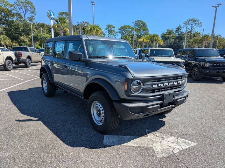 2025 Ford Bronco Base