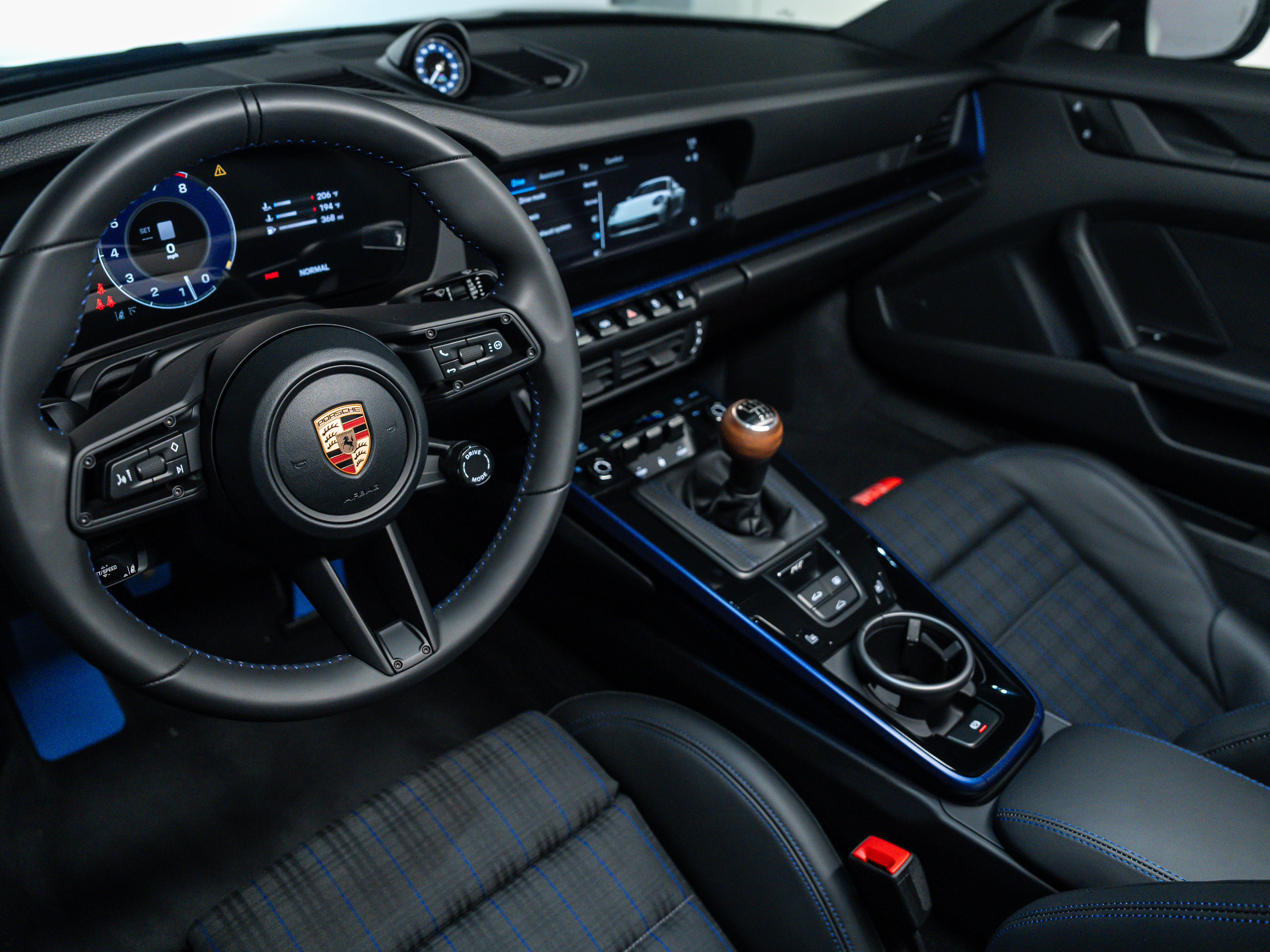 2026 Porsche 911 T photo 4