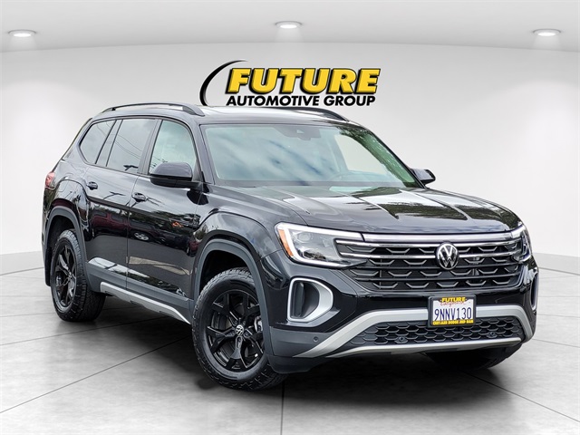 2024 Volkswagen Atlas 2.0T Peak Edition SE w/Technology