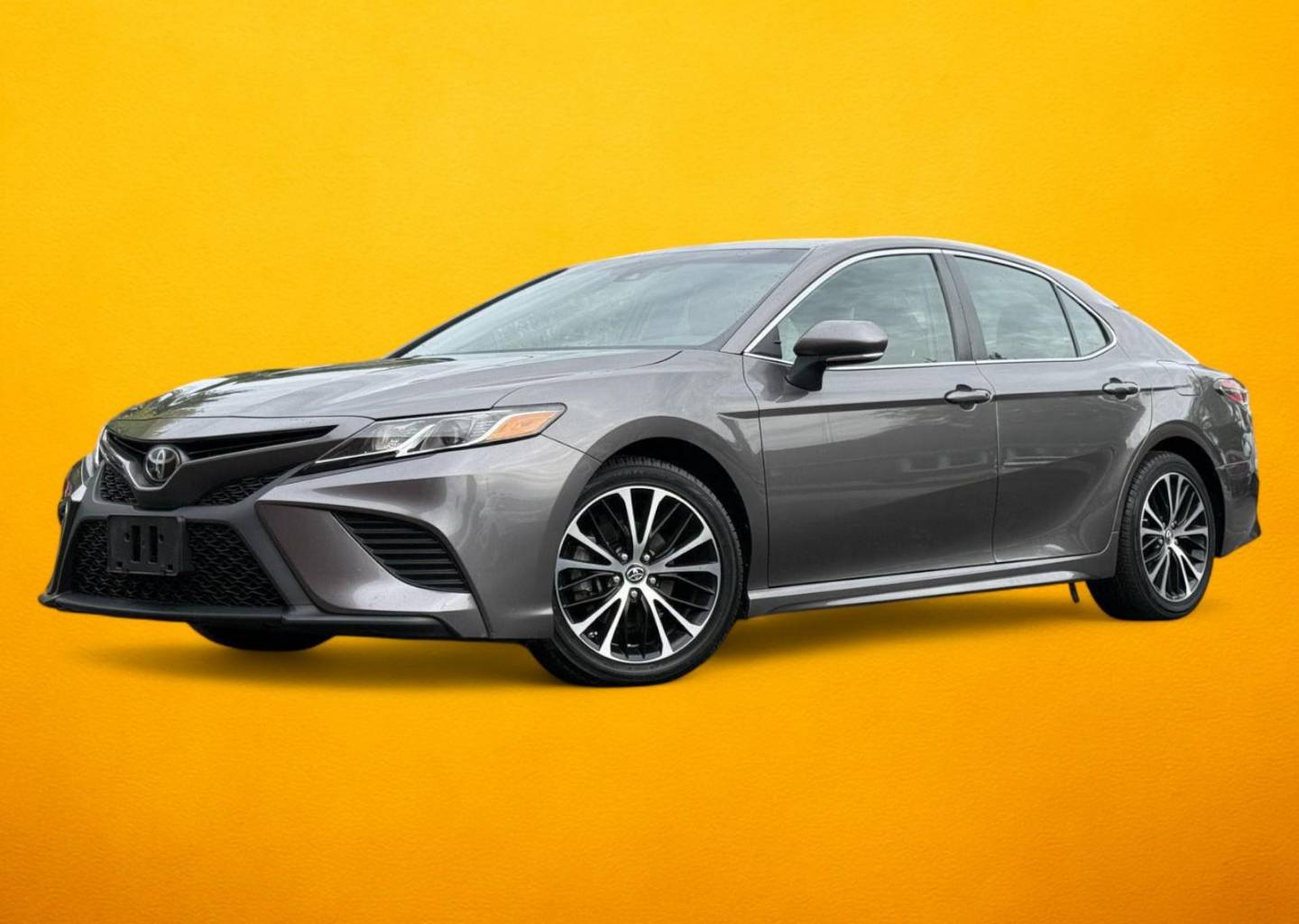 Used 2019 Toyota Camry SE with VIN 4T1B11HK7KU775596 for sale in Kansas City
