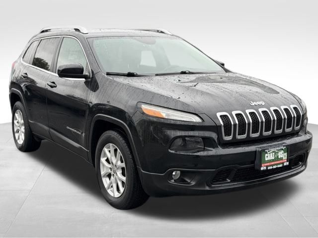 2016 Jeep Cherokee Latitude photo 3