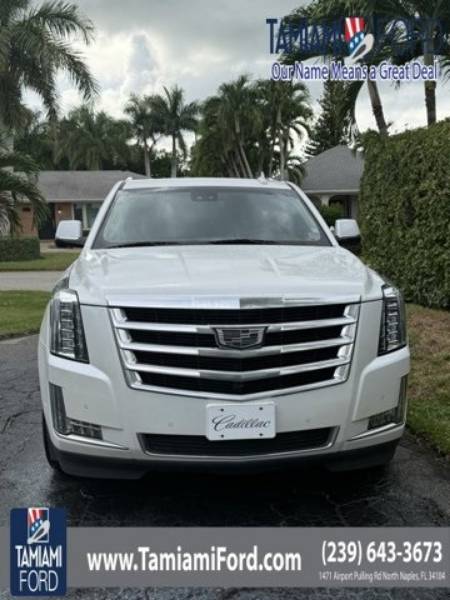 2018 Cadillac Escalade ESV Luxury