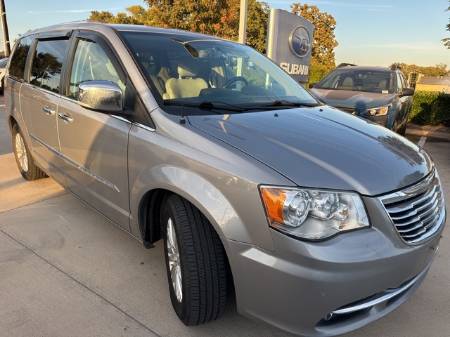 2014 Chrysler Town & Country Limited
