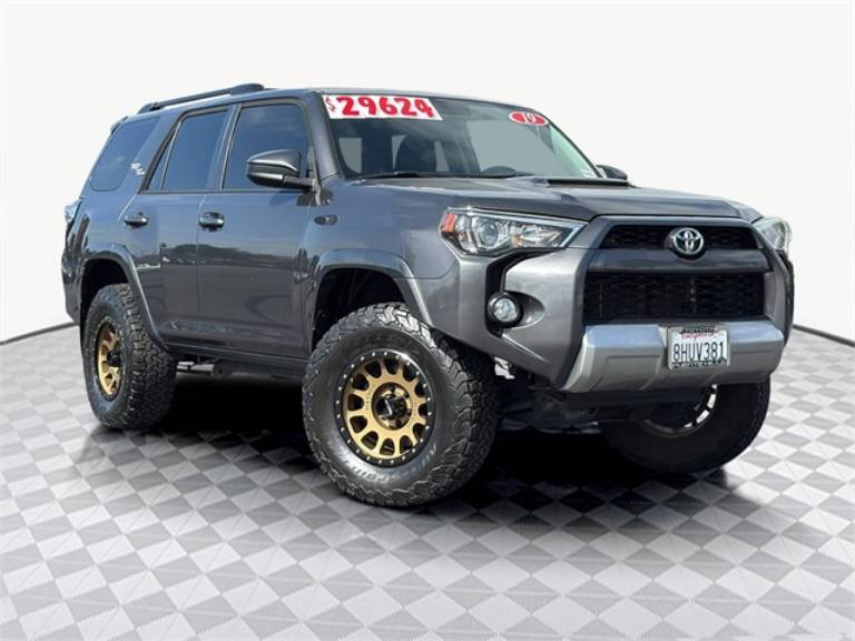 2019 Toyota 4Runner SR5