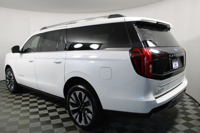 2025 Ford Expedition MAX Platinum photo 3