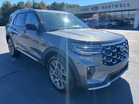 2025 Ford Explorer Platinum
