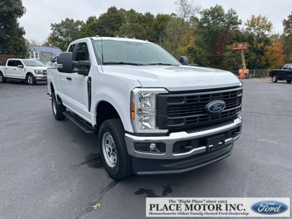 2026 Ford F-250 Super Duty XL's photo