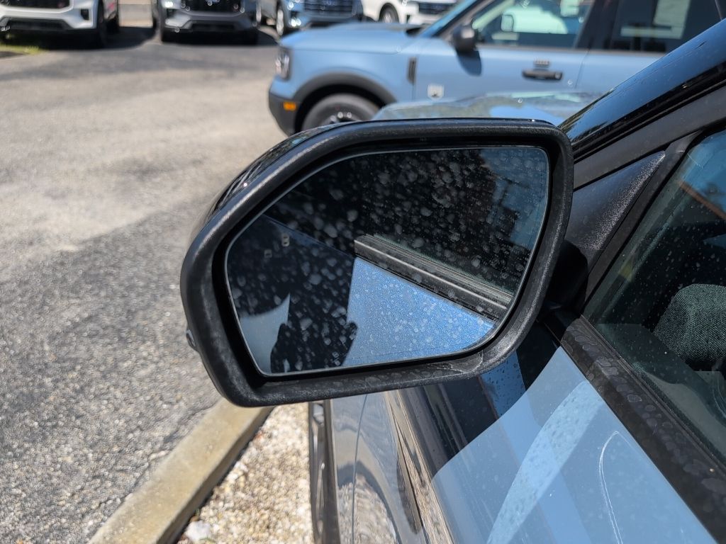 2025 Ford Explorer ST-Line photo 3