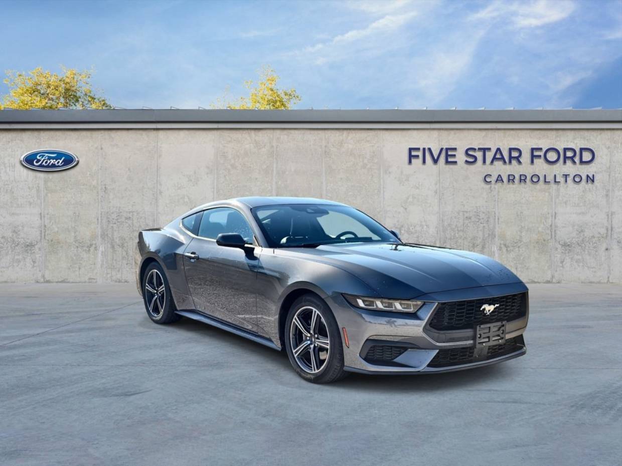 2024 Ford Mustang EcoBoost's photo