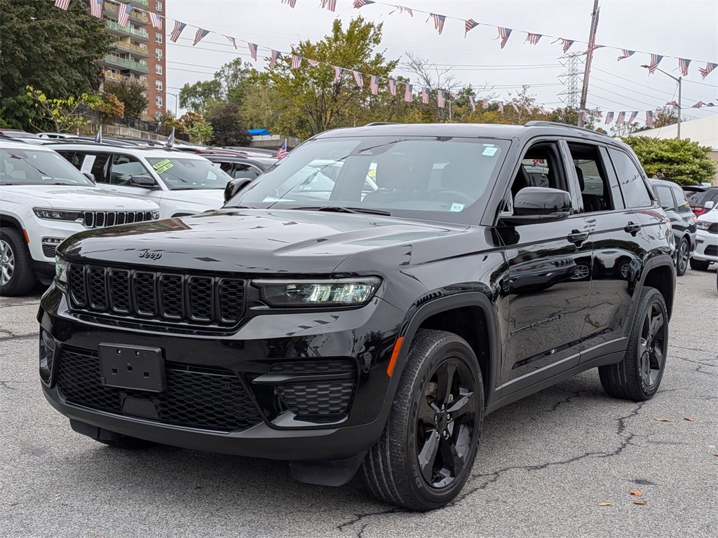 2023 Jeep Grand Cherokee Altitude