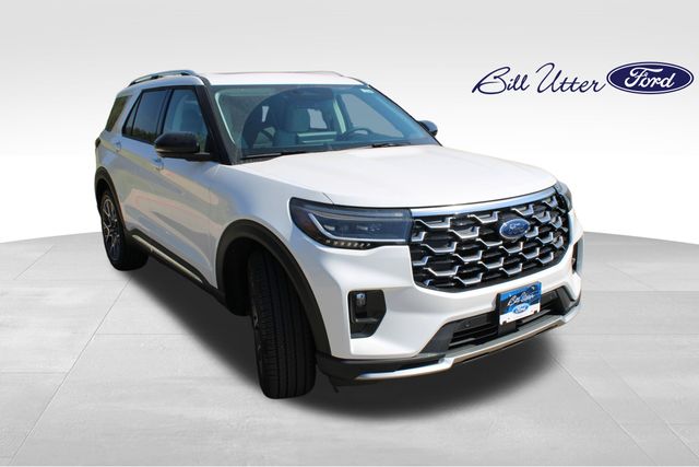 2025 Ford Explorer Platinum photo 2