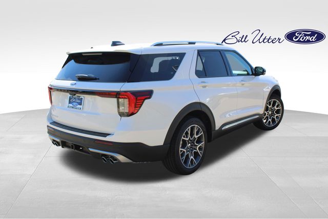 2025 Ford Explorer Platinum photo 3