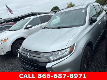 2020 Mitsubishi Outlander LE