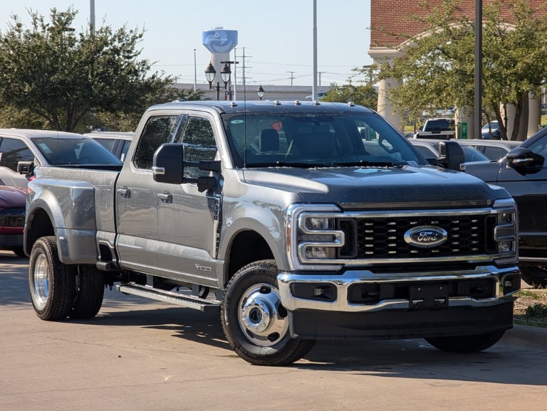 2026 Ford Super Duty F-350 DRW XLT