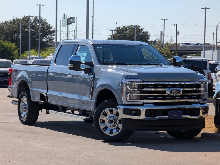 2026 Ford Super Duty F-350 SRW LARIAT