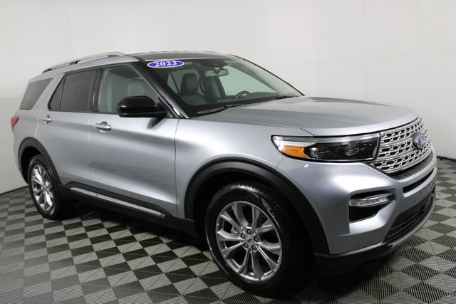 Used 2023 Ford Explorer Limited with VIN 1FMSK8FH9PGB70210 for sale in Kansas City