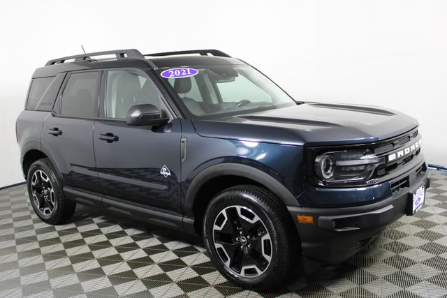 Used 2023 Ford Bronco Sport Outer Banks with VIN 3FMCR9C66PRE33271 for sale in Kansas City