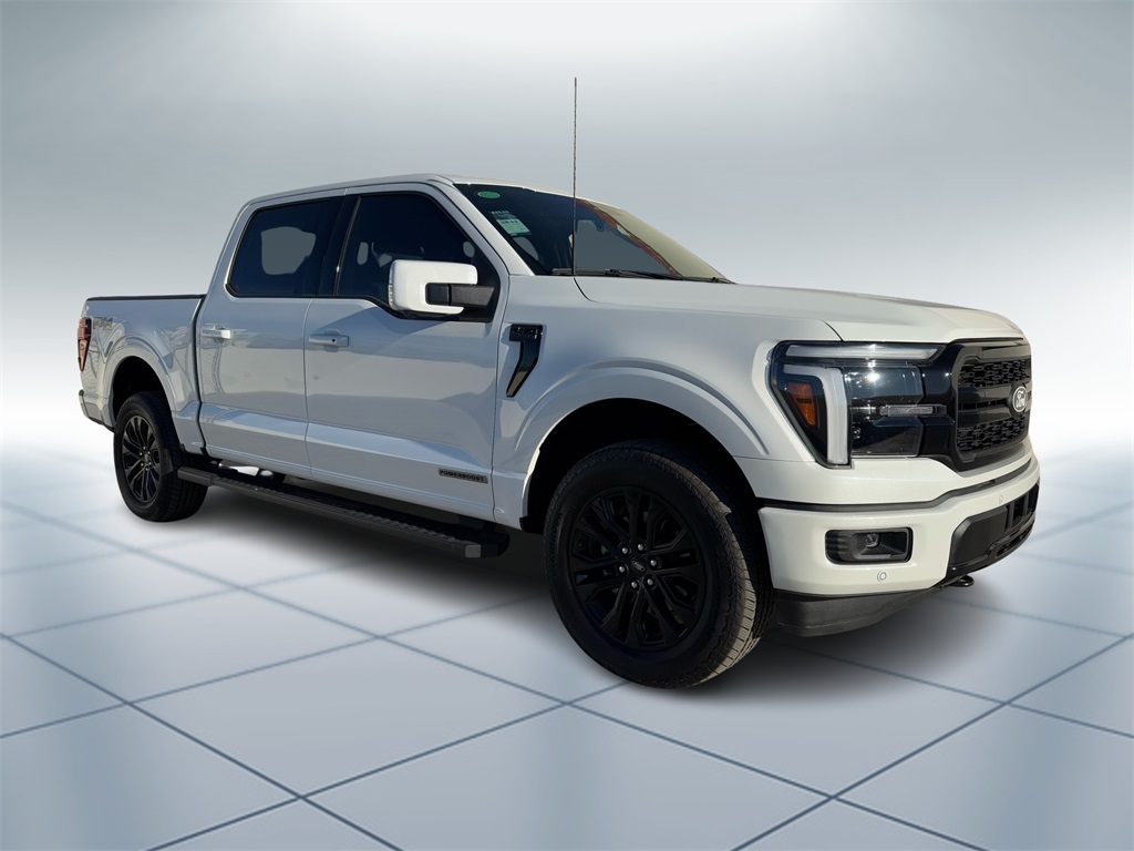 2025 Ford F-150 Lariat photo 2