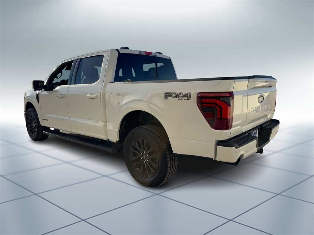2025 Ford F-150 Lariat photo 4