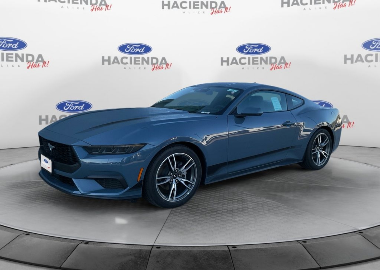 2025 Ford Mustang EcoBoost's photo